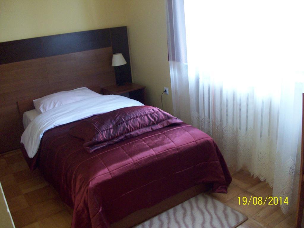 Domowe Spanie Lomza Ruang foto